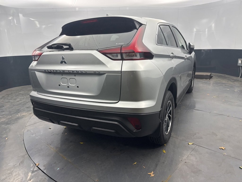 New 2026 Mitsubishi Eclipse Cross ES image 3