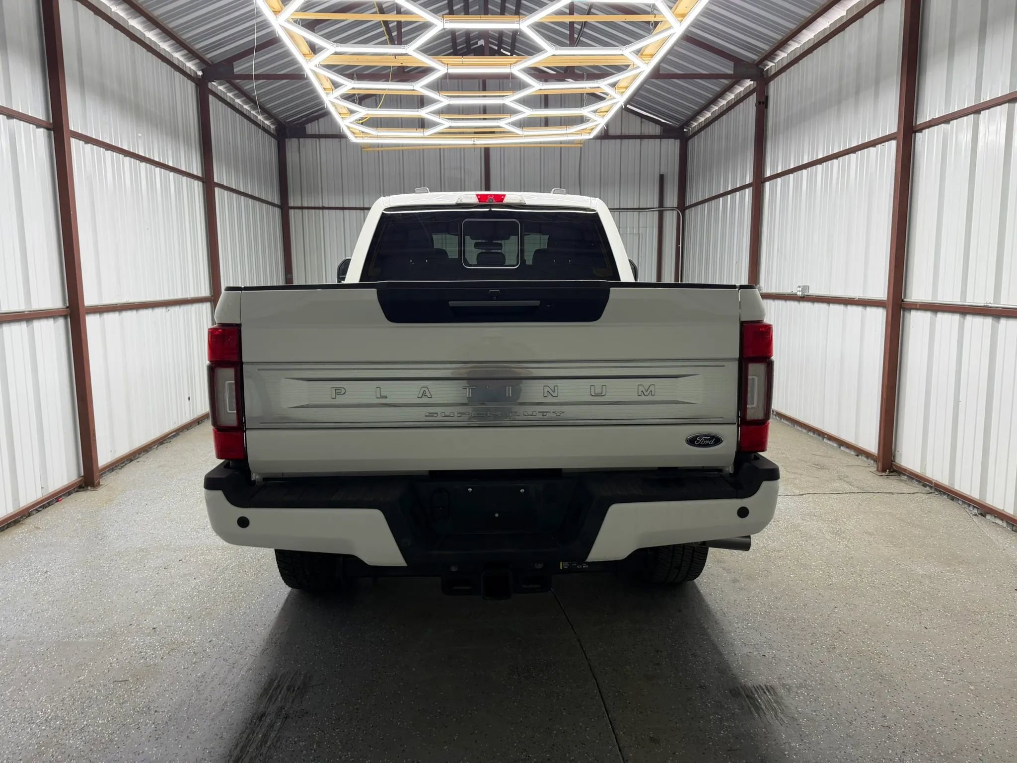 Used 2022 Ford F350 Platinum AWD/4WD image 5