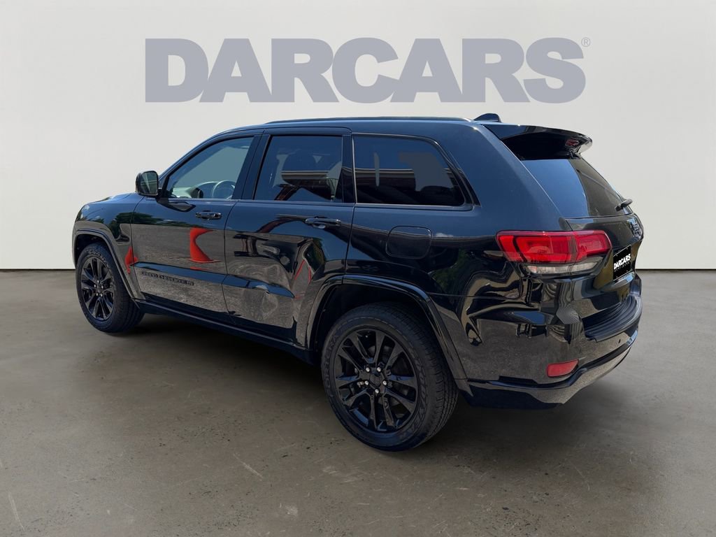 Used 2022 Jeep Grand Cherokee Laredo X RWD image 5