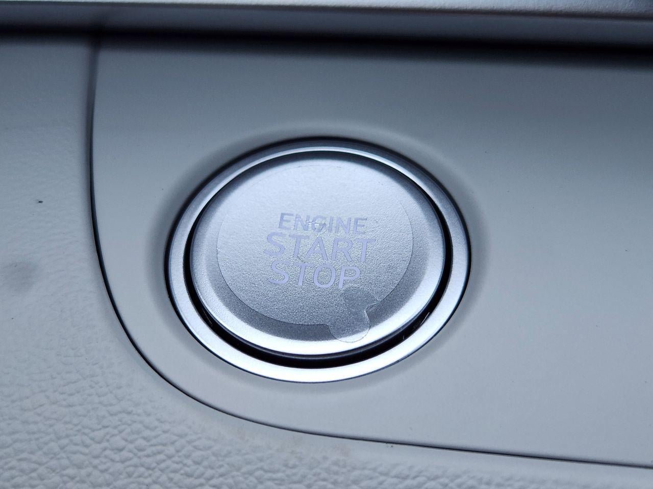 New 2026 Hyundai Elantra Limited FWD image 19