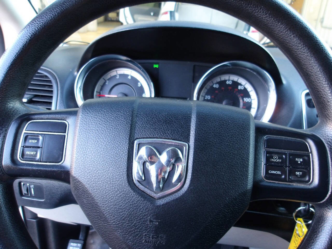 Used 2013 RAM C/V Tradesman image 14