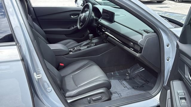 Used 2025 Honda Accord Sport image 13