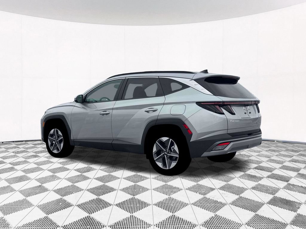 New 2026 Hyundai Tucson SEL w/ Tow & Go Package AWD/4WD image 6