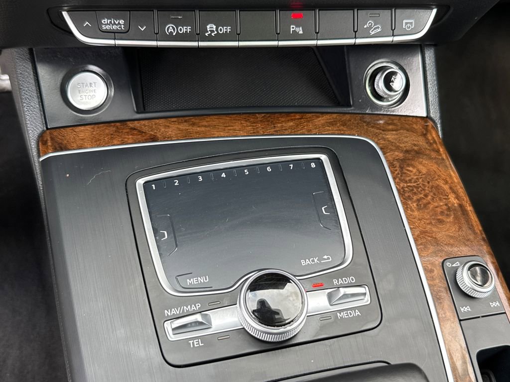 Used 2018 Audi Q5 2.0T Premium Plus w/ Premium Plus Package AWD/4WD image 30