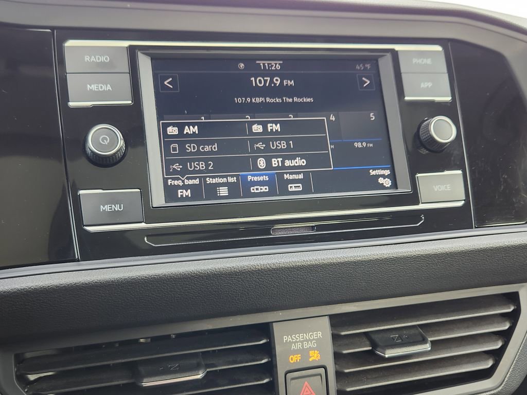 Used 2024 Volkswagen Jetta SE image 12