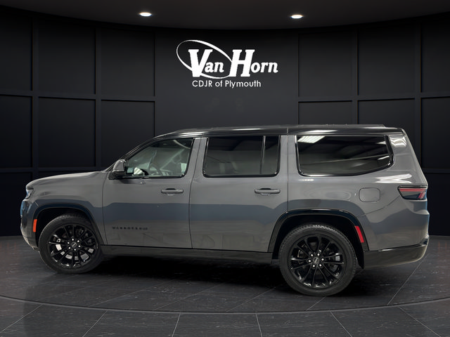 Used 2022 Jeep Wagoneer Series III w/ Premium Group I AWD/4WD image 4