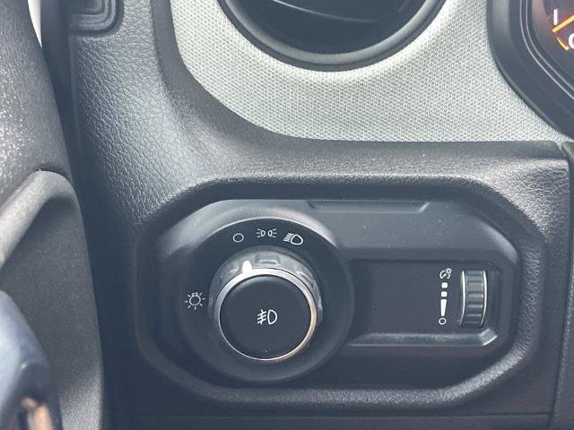 Used 2024 Jeep Wrangler Sport AWD/4WD image 13