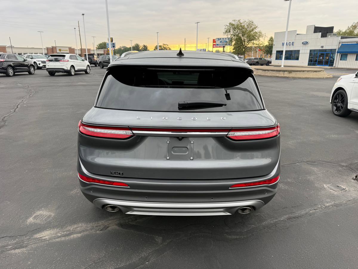 Used 2022 Lincoln Corsair Reserve w/ Equipment Group 201A image 5