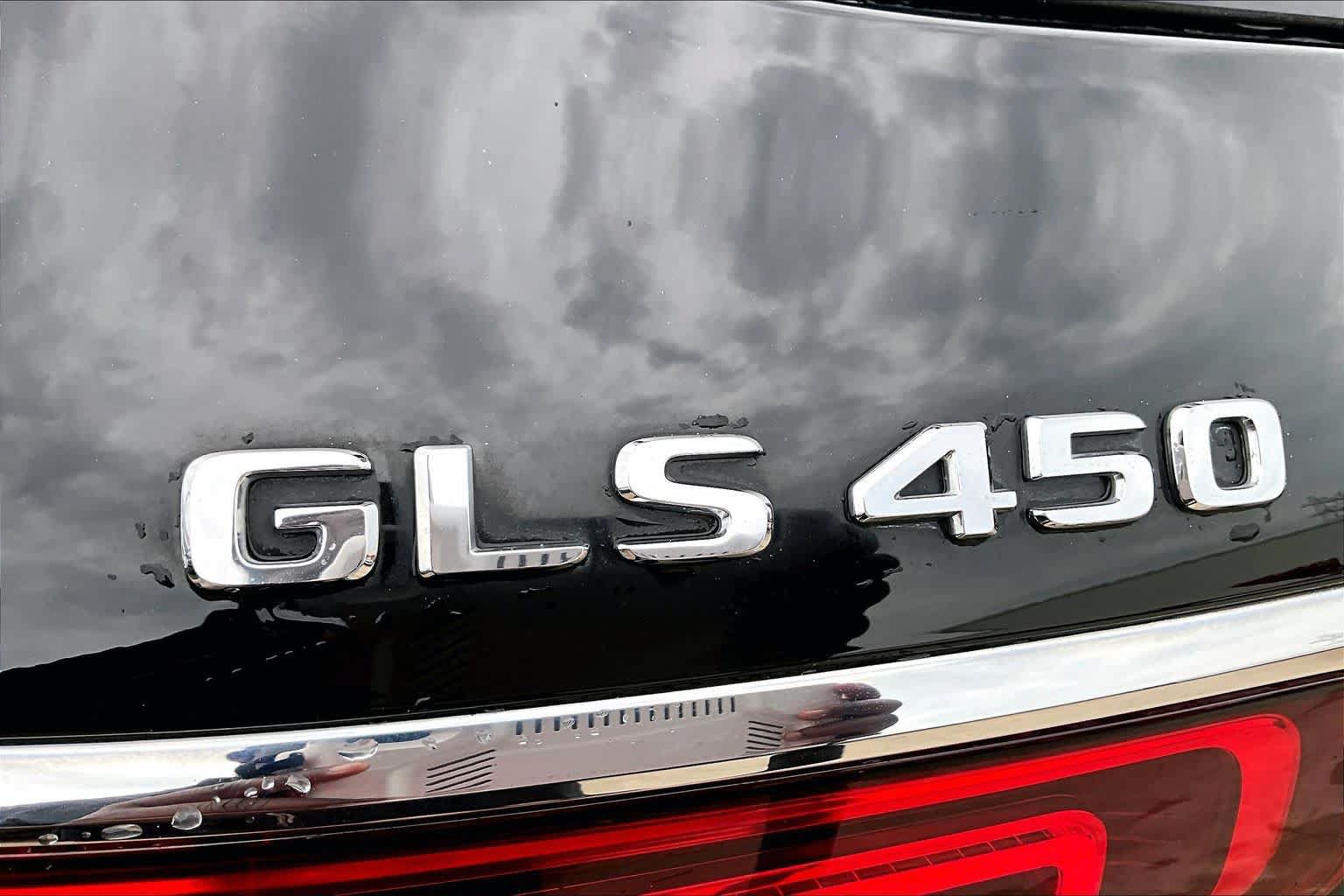 Used 2022 Mercedes-Benz GLS 450 4MATIC image 31