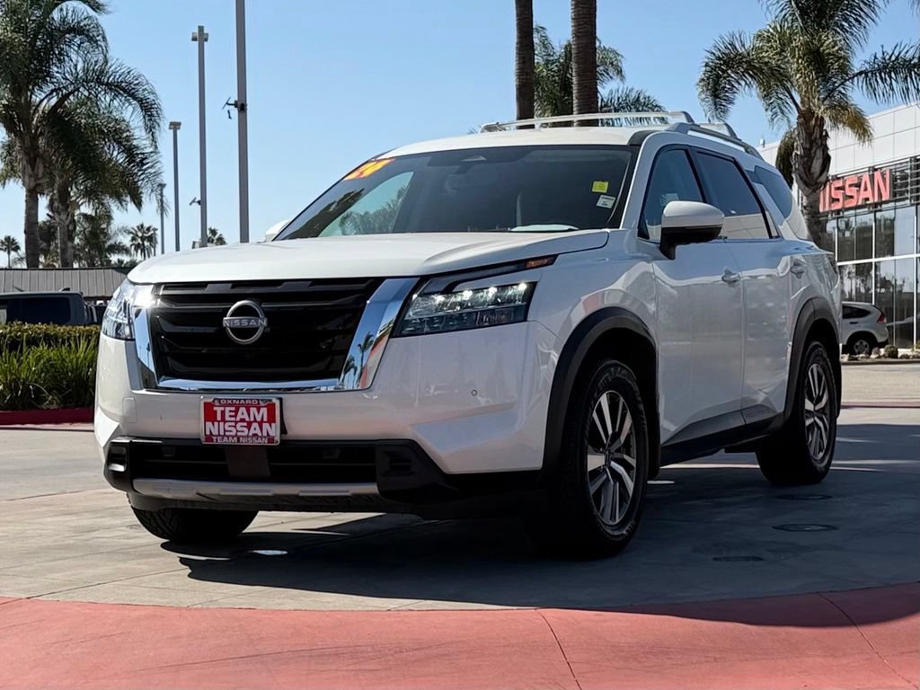 Certified 2024 Nissan Pathfinder SL FWD image 4