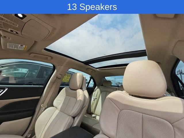 Used 2019 Lincoln Continental Reserve image 7