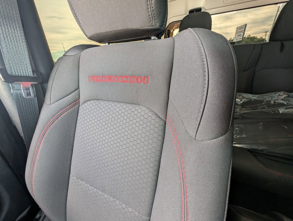 Used 2022 Jeep Wrangler Rubicon image 15
