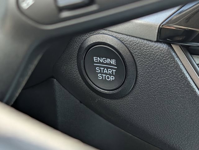 Used 2025 Ford Escape Active image 24
