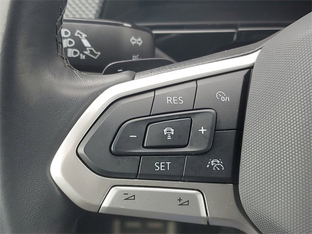 Used 2024 Volkswagen Atlas Cross Sport SEL Premium R-Line image 22