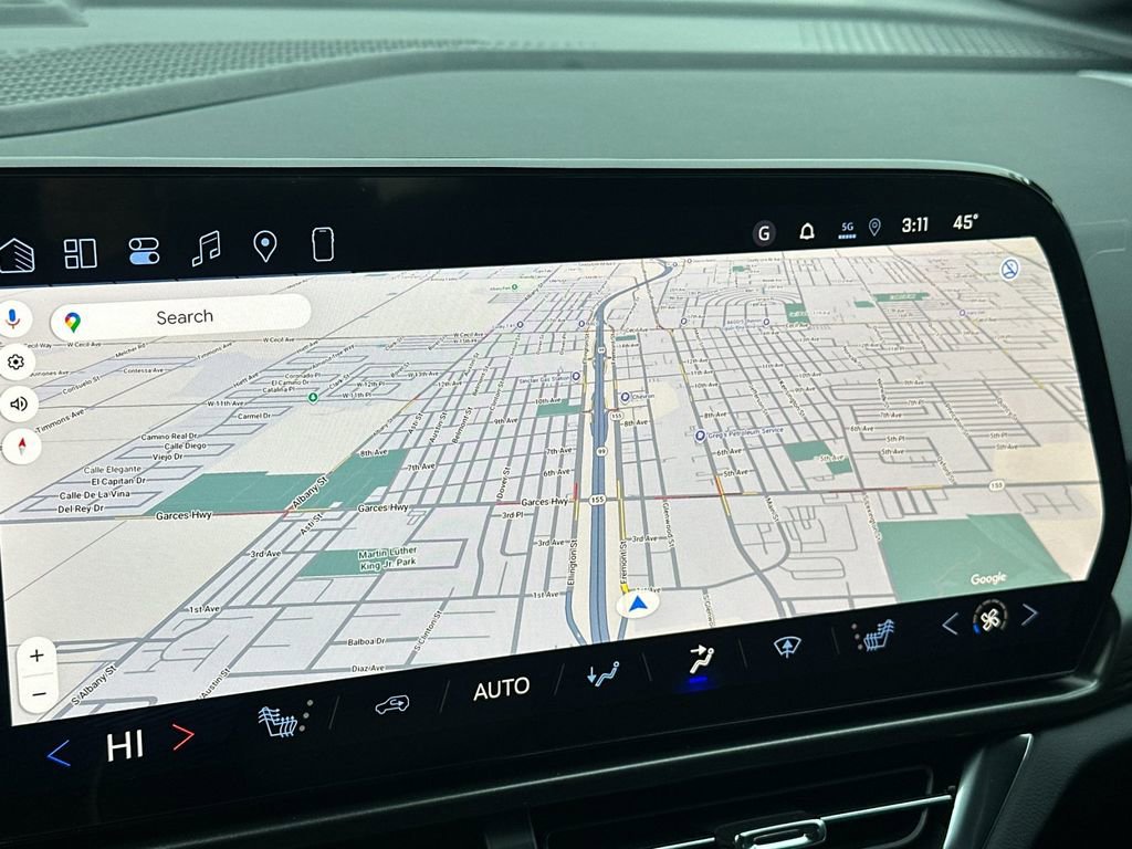 Used 2026 Chevrolet Equinox EV LT w/ Comfort Package image 18