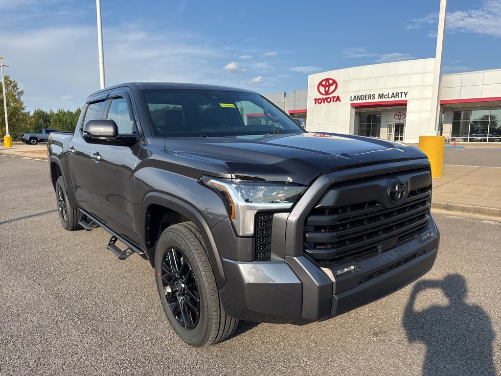 New 2026 Toyota Tundra SR5