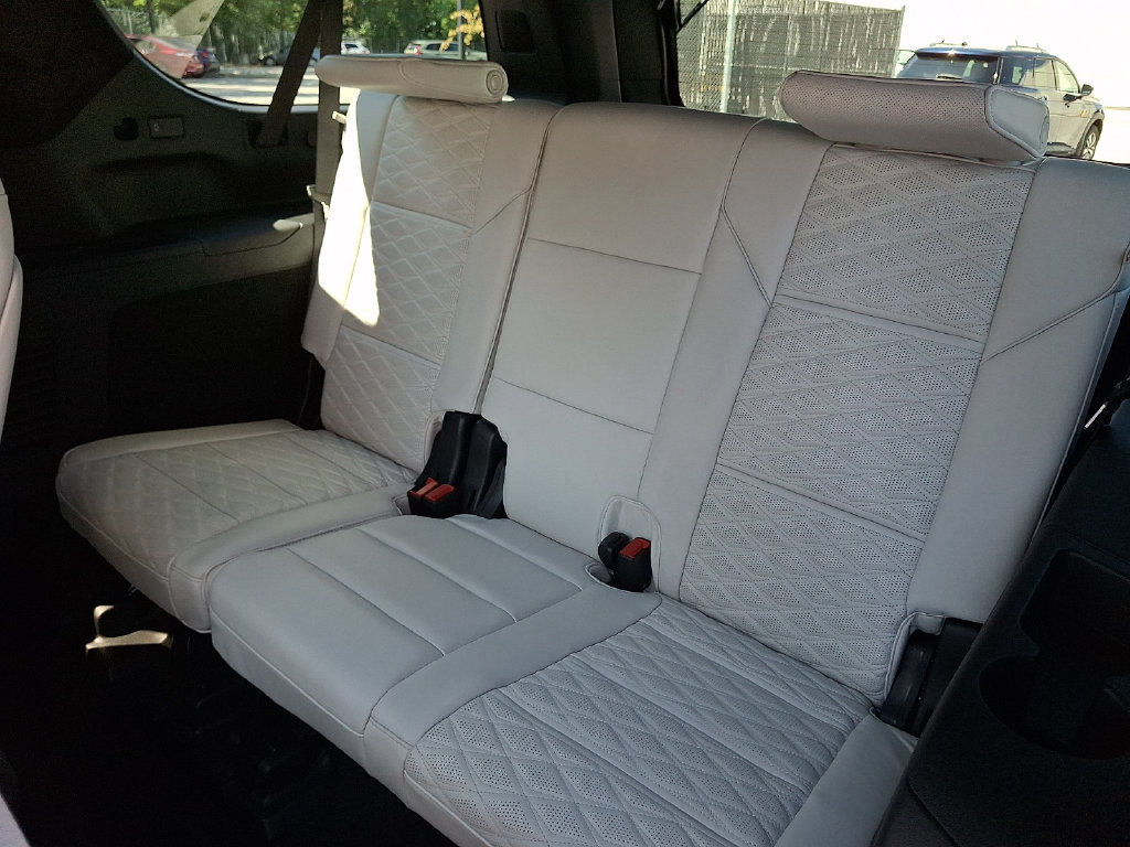Certified 2026 Cadillac Escalade ESV V AWD/4WD image 12