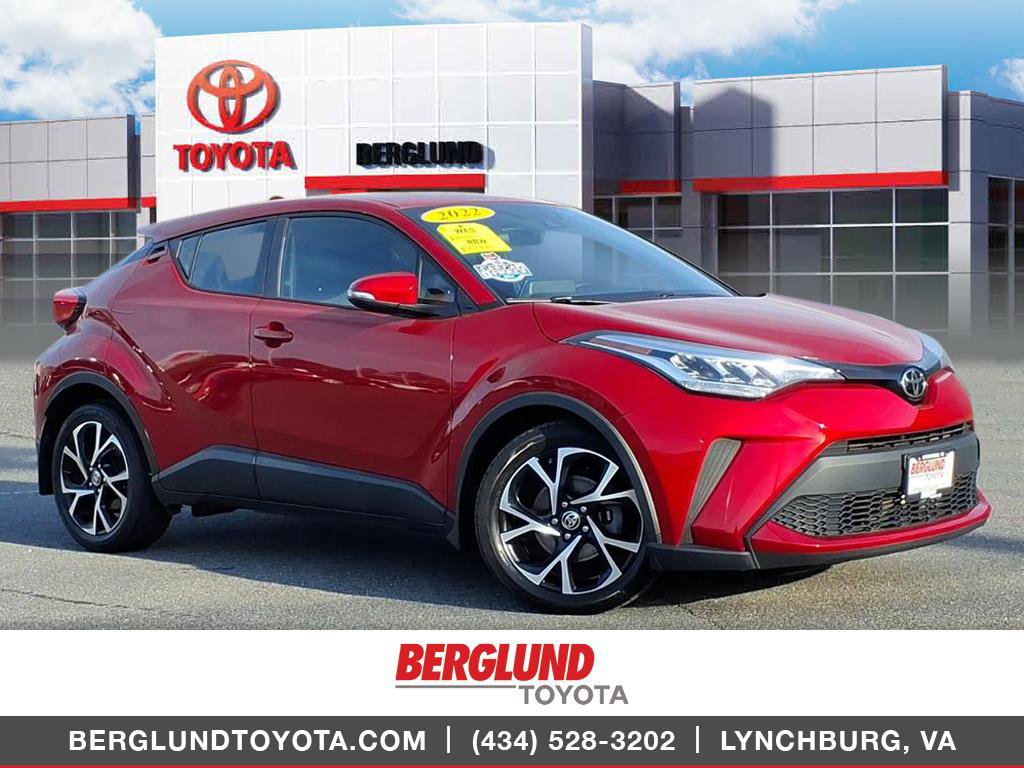 Used 2022 Toyota C-HR XLE image 1