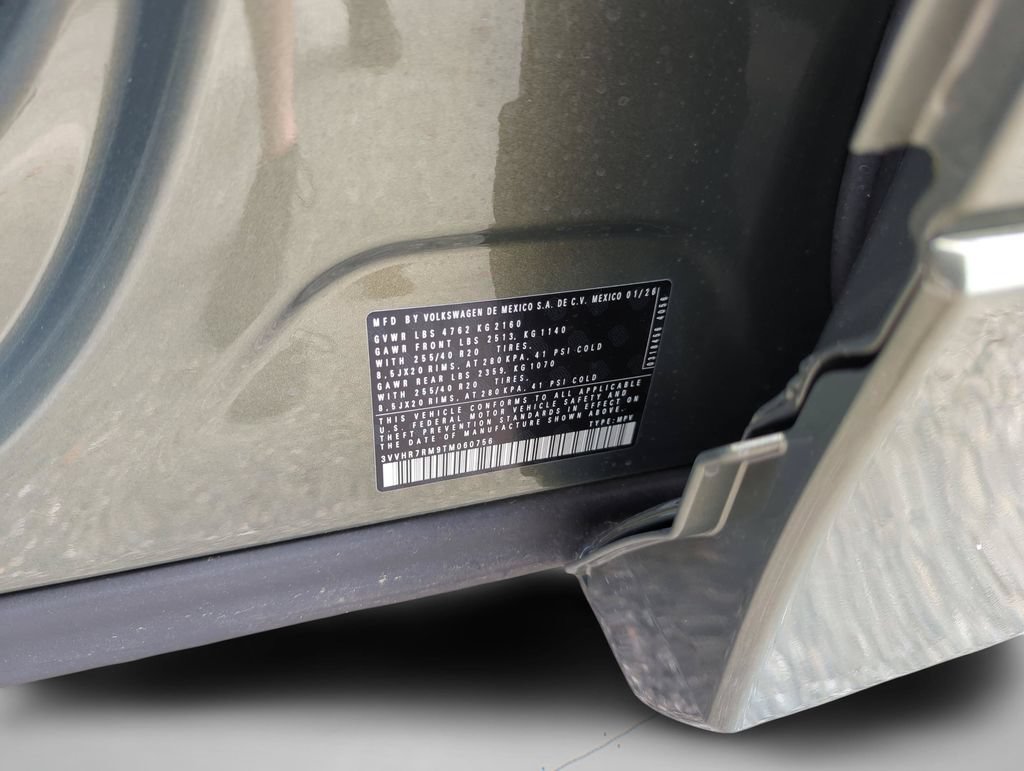 New 2026 Volkswagen Tiguan SE R-Line FWD image 48