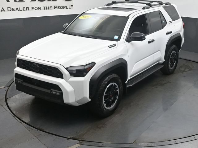 Used 2025 Toyota 4Runner TRD Off-Road Premium AWD/4WD image 46