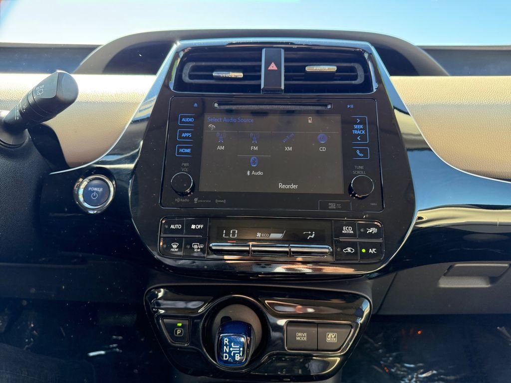 Used 2017 Toyota Prius Three image 21