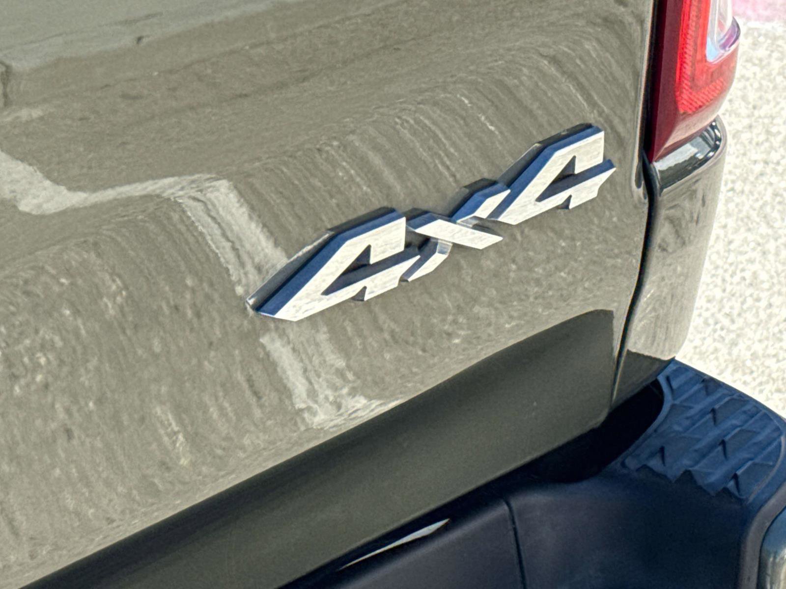 Used 2021 RAM 1500 Big Horn image 8