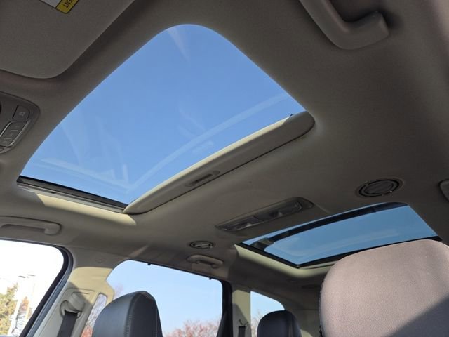 Used 2021 Kia Telluride SX w/ Nightfall Edition Package image 3