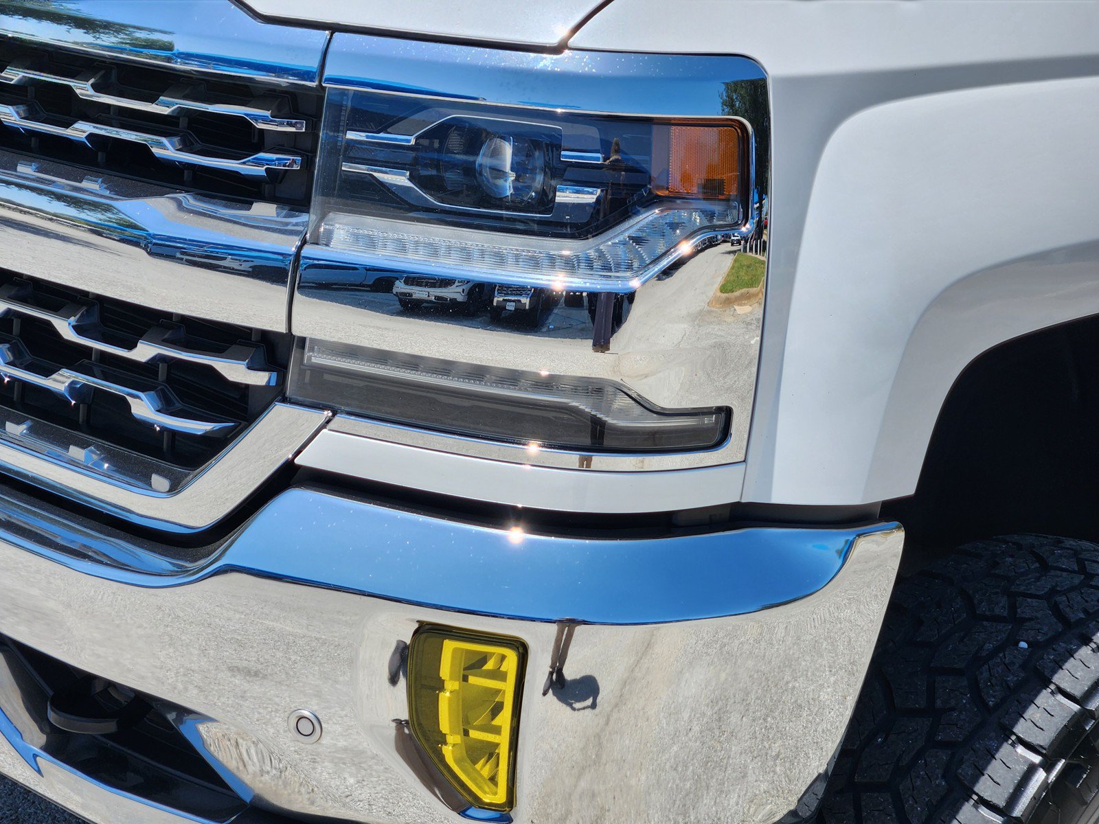 Used 2018 Chevrolet Silverado 1500 LTZ w/ Texas Edition AWD/4WD image 26
