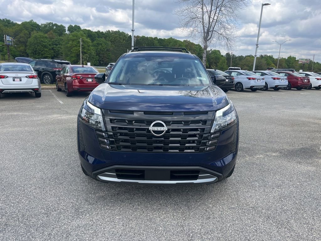 New 2026 Nissan Pathfinder SL FWD image 2