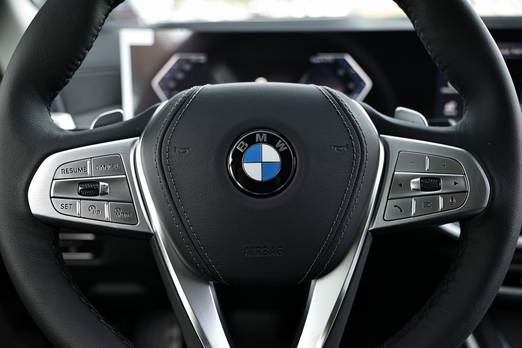 New 2026 BMW X7 xDrive40i w/ Premium Package image 32
