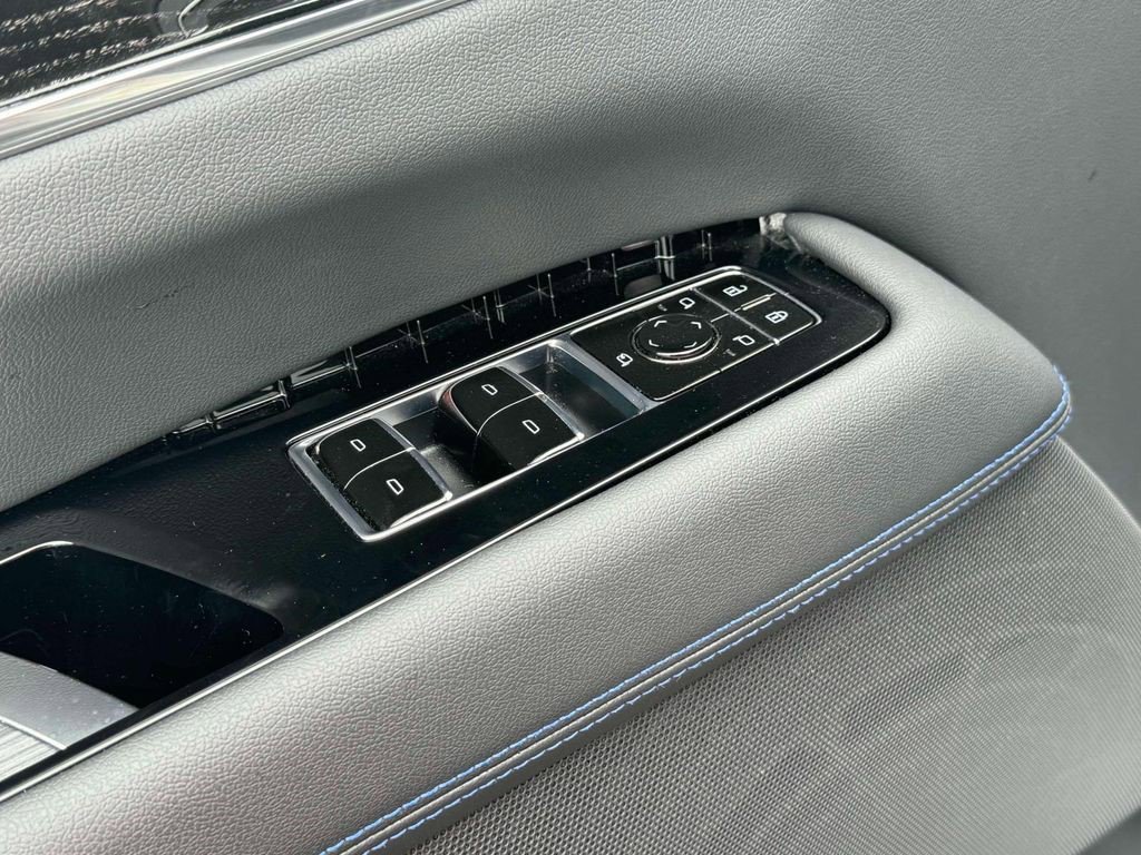 Certified 2025 Cadillac Escalade IQ Luxury 1 image 16