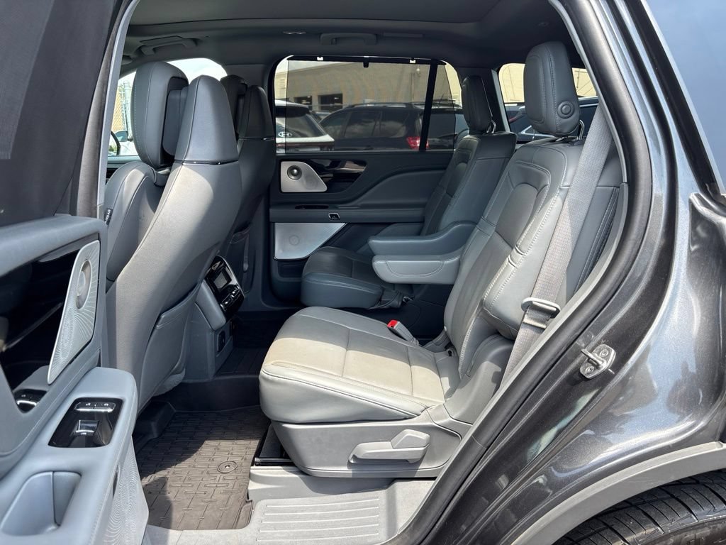 Used 2020 Lincoln Aviator Reserve w/ Equipment Group 202A AWD/4WD image 18