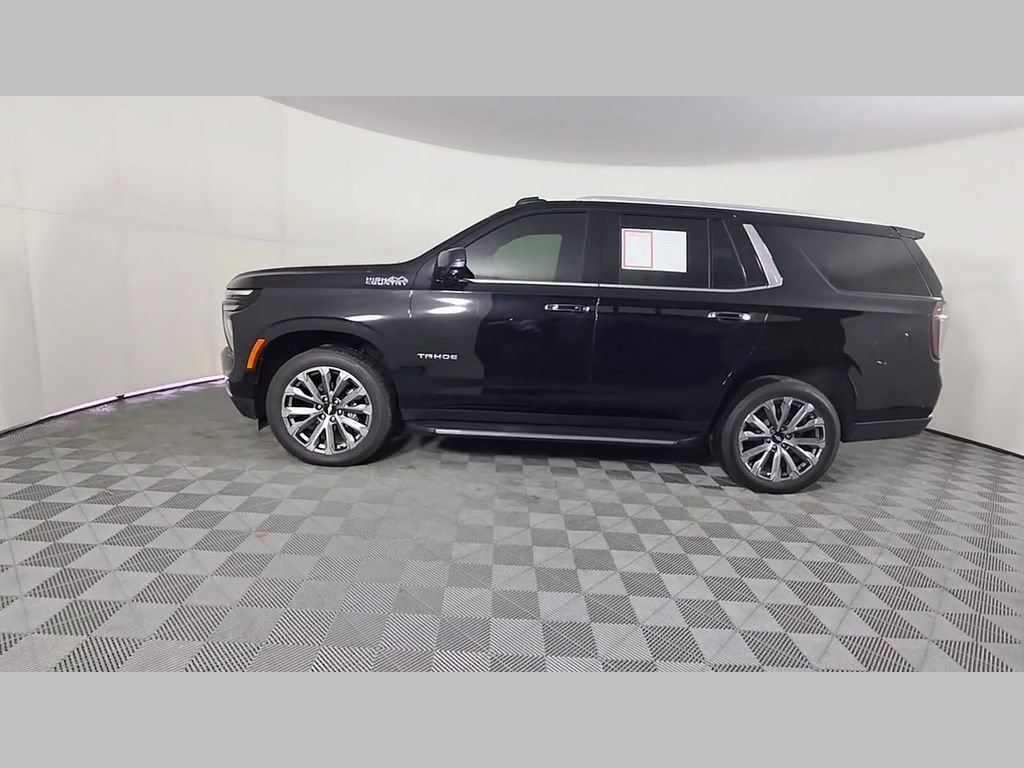 Used 2025 Chevrolet Tahoe High Country RWD image 48