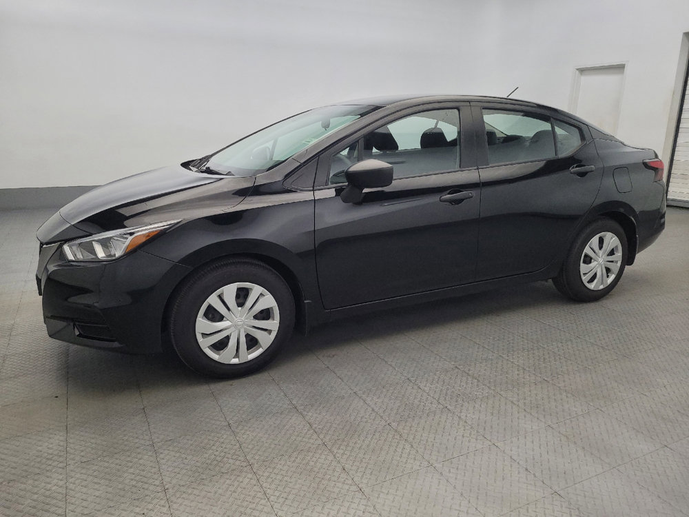Used 2020 Nissan Versa S image 2