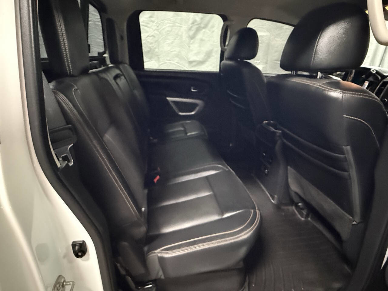 Used 2019 Nissan Titan SL w/ Texas Titan Edition image 13
