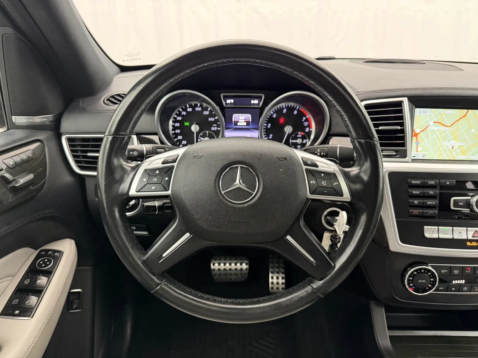 Used 2015 Mercedes-Benz ML 400 4MATIC image 12