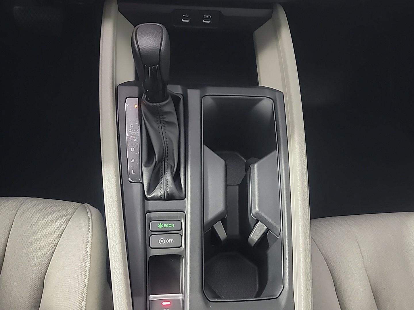 Certified 2025 Honda Accord SE image 33