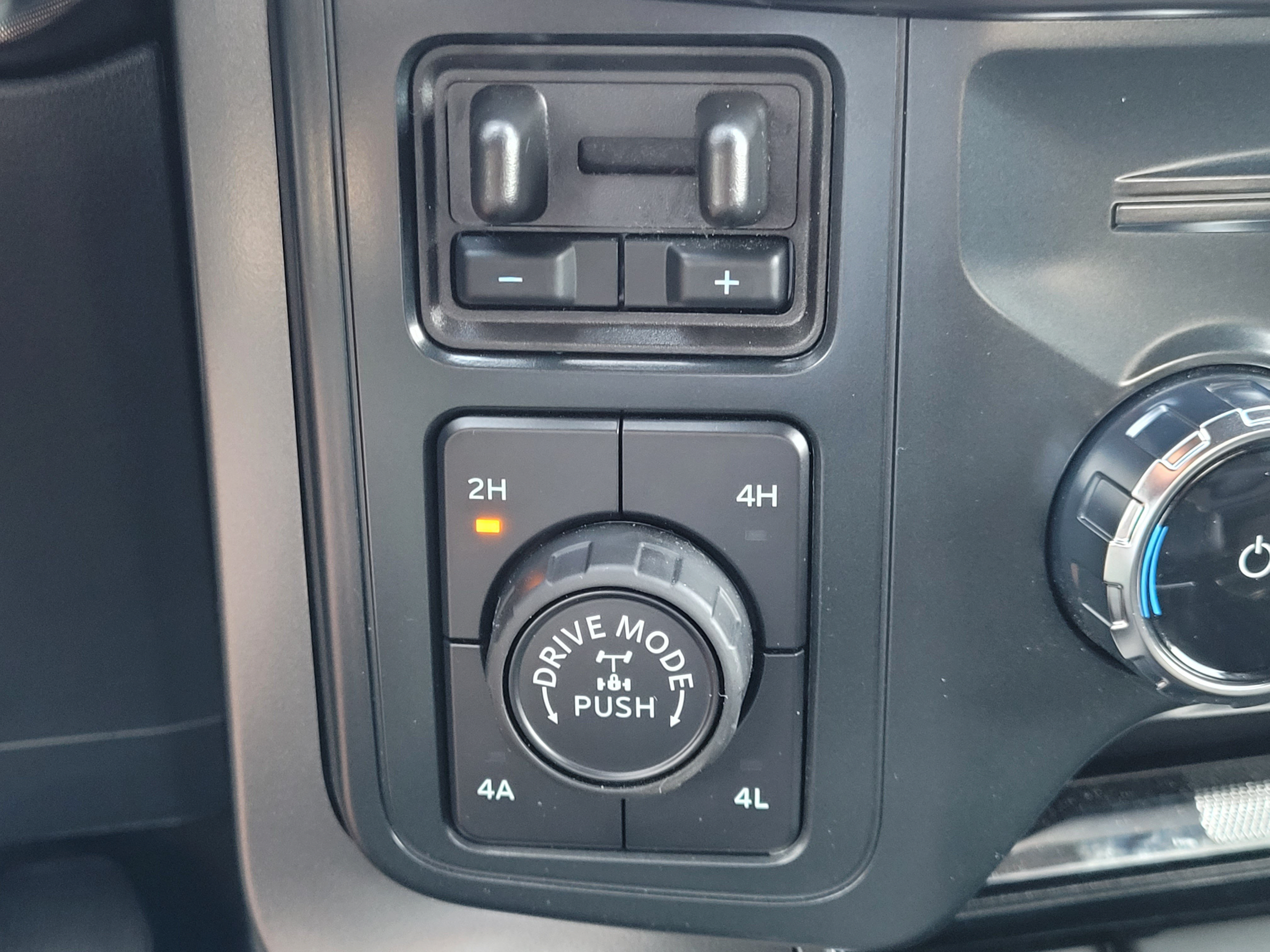 Used 2025 Ford F150 Tremor w/ Equipment Group 402A High AWD/4WD image 25