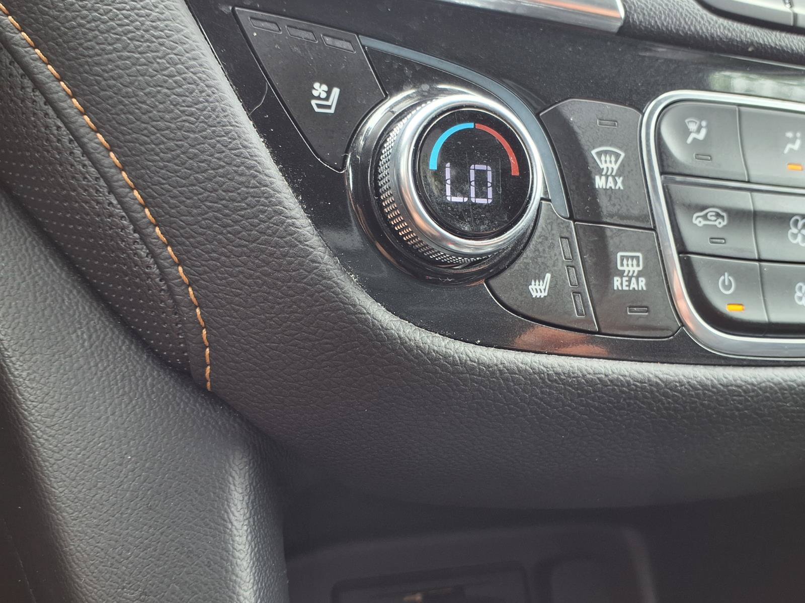 Used 2022 Chevrolet Equinox Premier AWD/4WD image 9