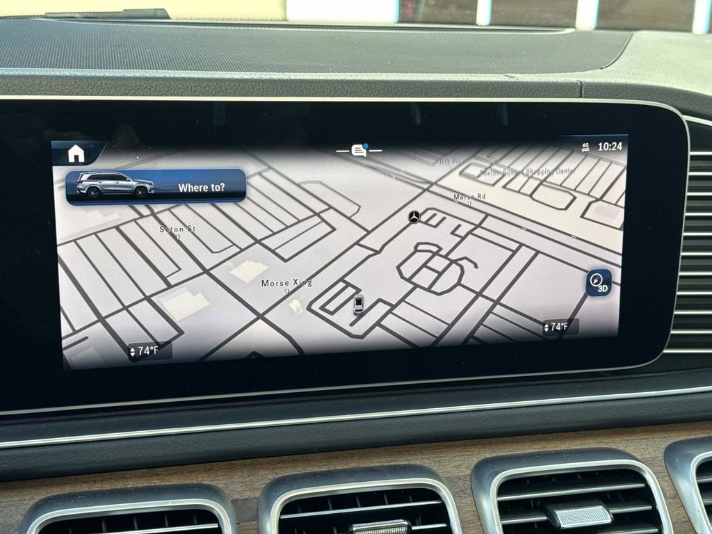 Used 2025 Mercedes-Benz GLS 450 4MATIC image 23