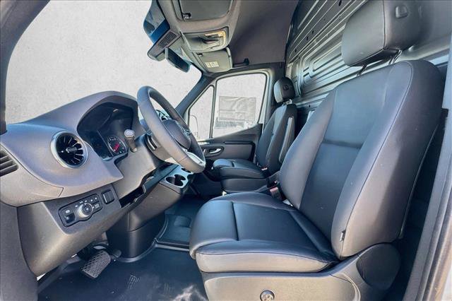New 2026 Mercedes-Benz Sprinter 2500 image 18