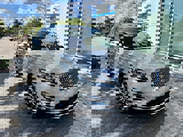 Used 2019 Lincoln MKC Select w/ Select Plus Package