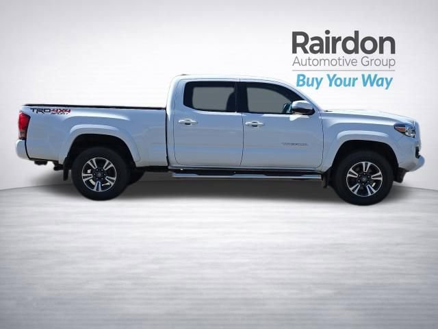 Used 2016 Toyota Tacoma TRD Sport w/ Premium & Technology Package AWD/4WD image 38