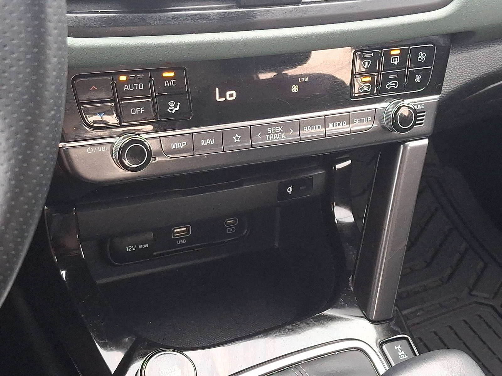 Certified 2024 Kia Seltos SX AWD/4WD image 15