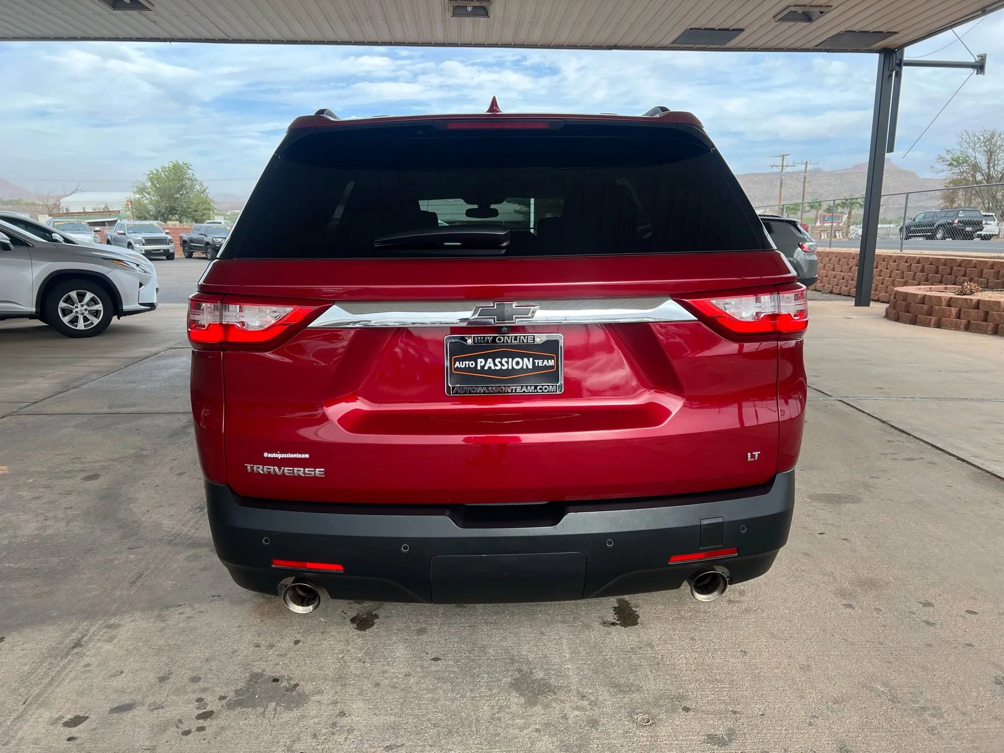 Used 2021 Chevrolet Traverse LT image 6