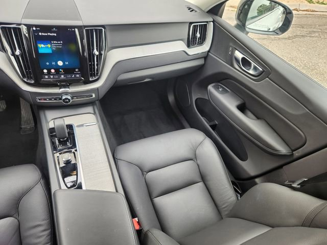 Certified 2025 Volvo XC60 B5 Plus AWD/4WD image 14