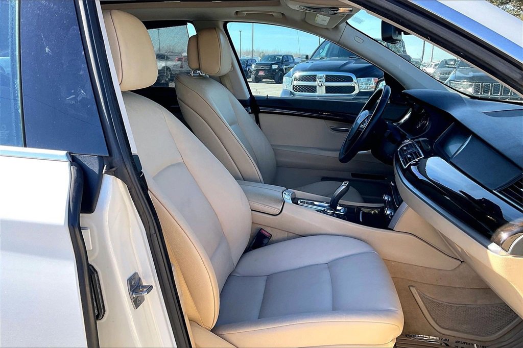 Used 2011 BMW 535i Gran Turismo image 30