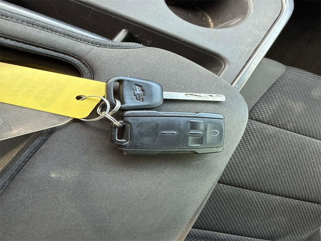 Used 2015 Chevrolet Silverado 1500 LT w/ LT Convenience Package image 32