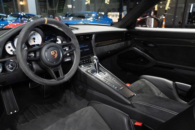 Used 2018 Porsche 911 GT2 RS RWD image 26