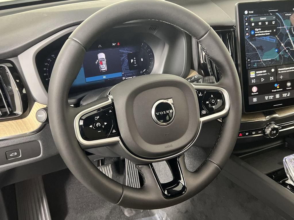 New 2026 Volvo XC60 B5 Plus w/ Climate Package image 10